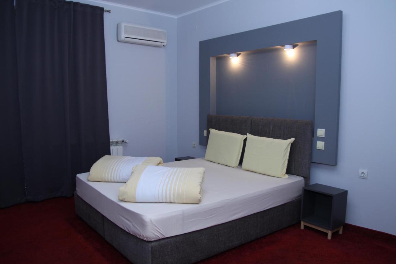 Hotel Color Asenovgrad Exterior photo